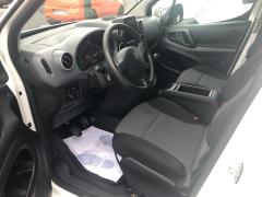 https://lasfurgonetasdealfonso.com/media/com_expautospro/images/big/furgonetas_de_segunda_mano_peugeot_partner_6a22efc185c3b.JPG