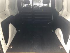 https://lasfurgonetasdealfonso.com/media/com_expautospro/images/big/furgonetas_de_segunda_mano_peugeot_partner_6a22efc8931d2.JPG